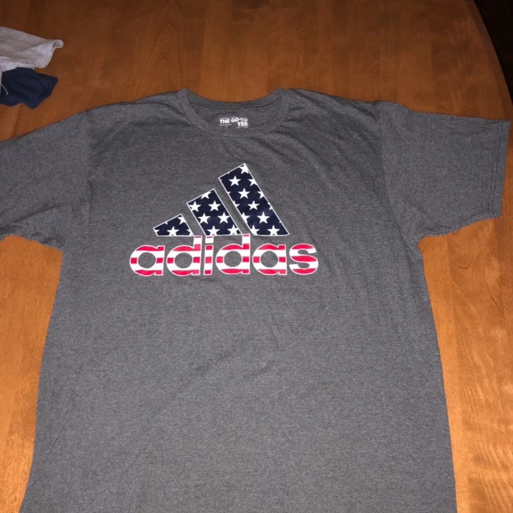 Adidas T-shirt